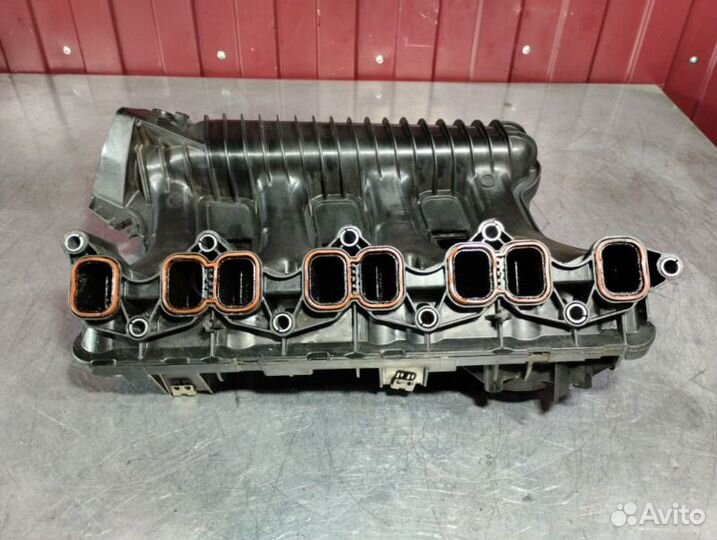 Коллектор впускной Mercedes C-Class W204 M271