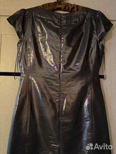 Блестящее платье 48 размера