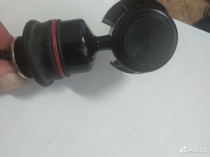 Тяга заднего стабилизатора