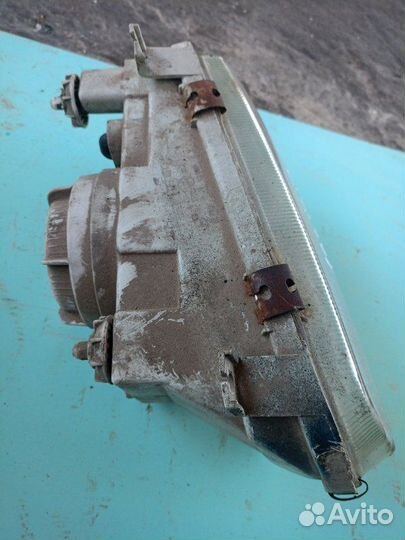 Фара левая Skoda Felicia