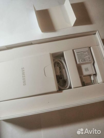 Планшет Samsung Galaxy Tab A SM-T295 32GB