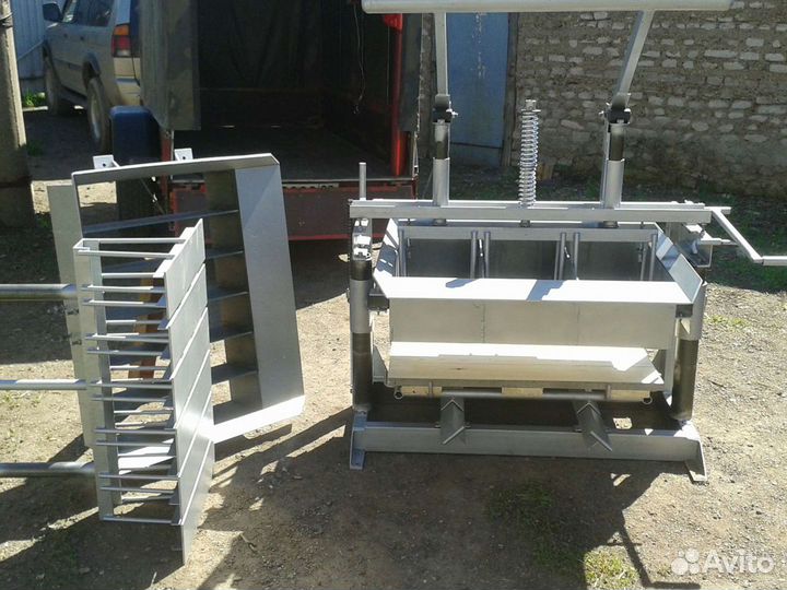 Станок для формовки Арболитовых блоков