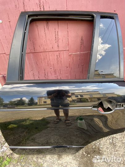 Задняя левая дверь range rover l322