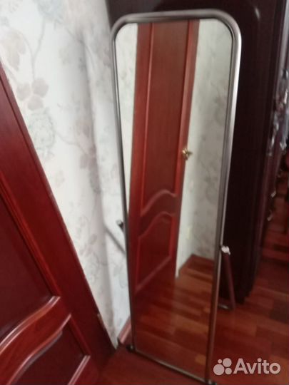 Зеркало напольное