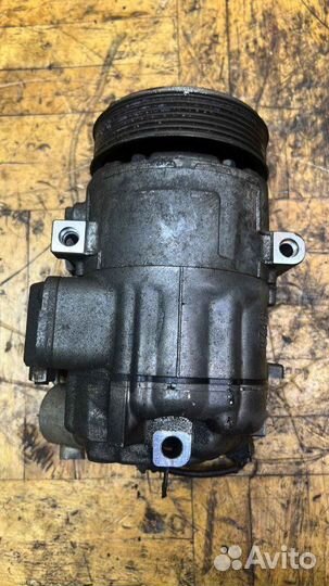 Компрессор кондиционера Volkswagen Polo