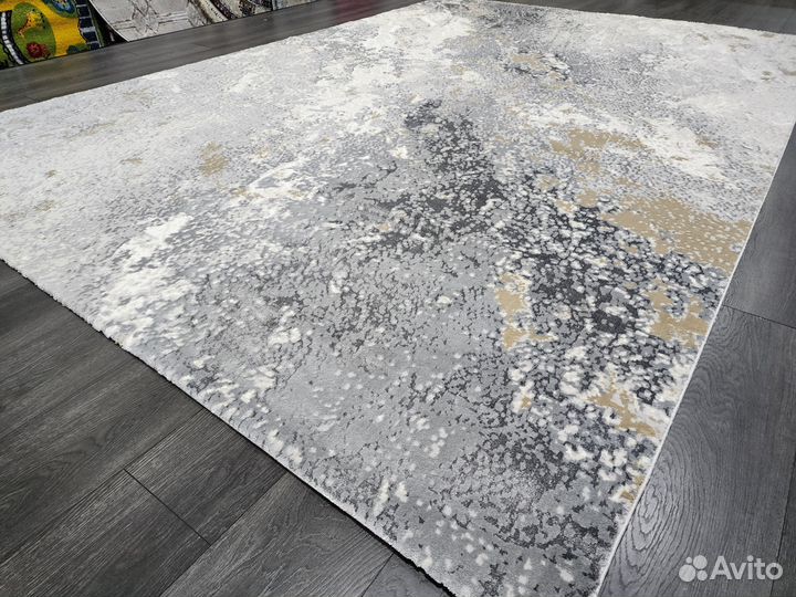 Ковёр 2.4х3.4 Турция Новый