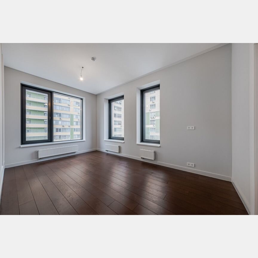 4-к. квартира, 132,7 м², 8/8 эт.