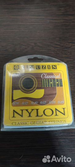 Гитара акустическая