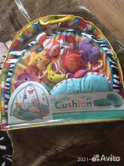 Развивающий коврик