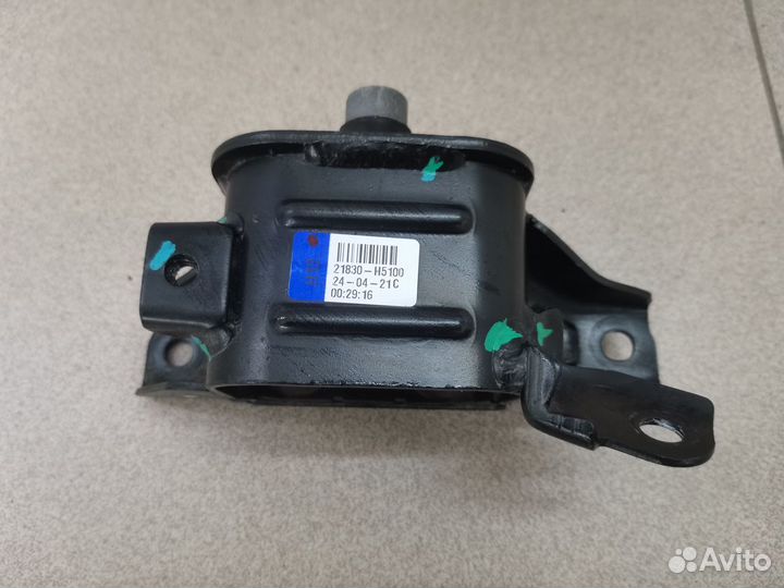 Подушка АКПП левая Solaris 2, Rio 4 21830-H5100