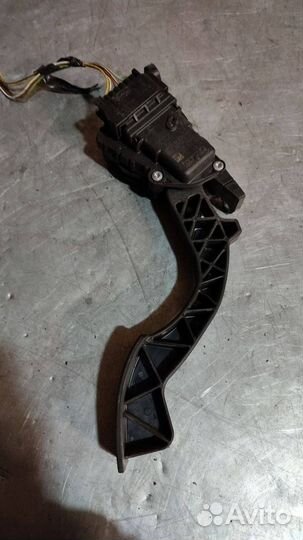 Педаль газа Ford Focus 2 2005 4M519F836AH