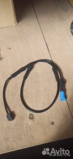 Датчик износа тормозных колодок BMW 34356870350