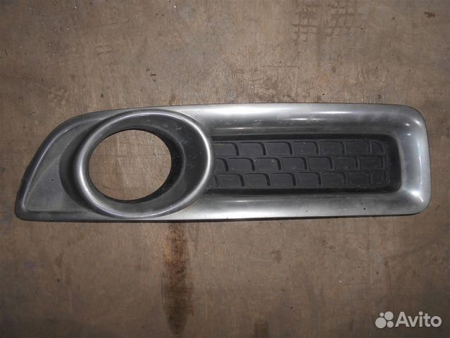 Решетка в бампер правая от Volvo V70 2007-2013