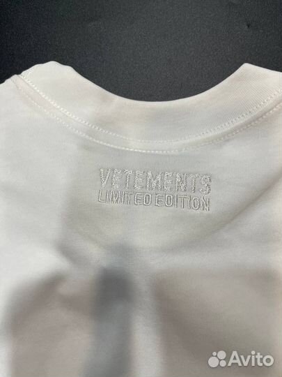 Футболка Vetements