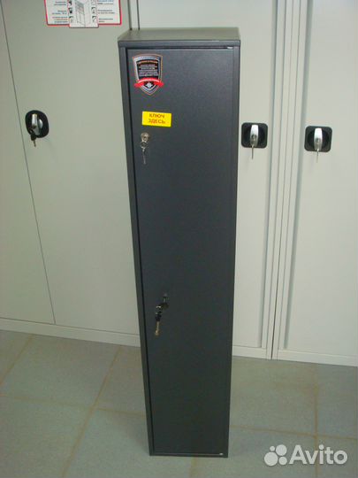 Сейф оружейный на два охотничьих ружья. Новый