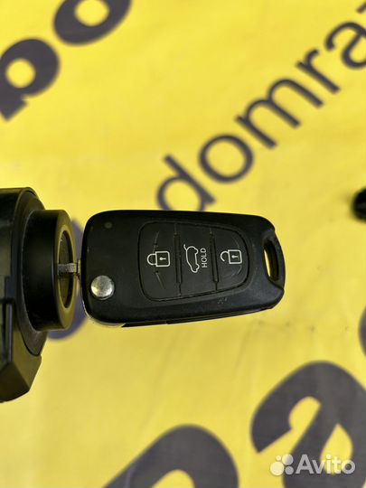 Kia Ceed JD 2013 Замок зажигания + 1 ключ