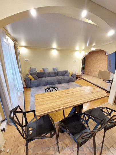 4-к. квартира, 83,7 м², 4/9 эт.