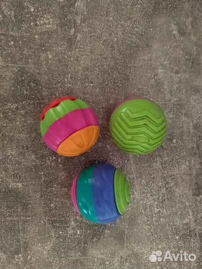 Развивающие игрушки для малышей