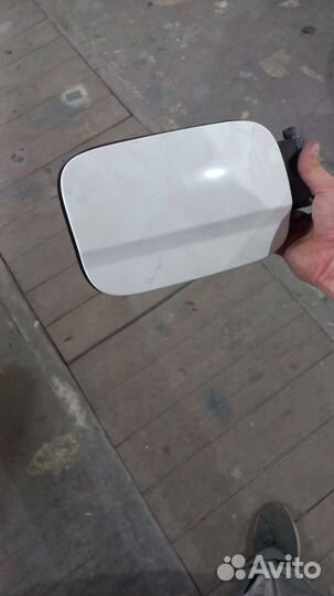 Лючок бензобака w204