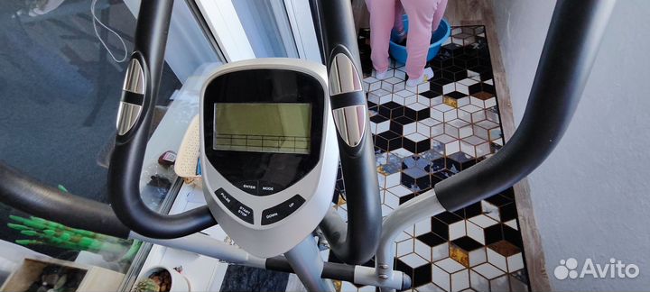 Тренажер орбитрек