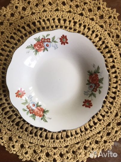 Тарелки десертные