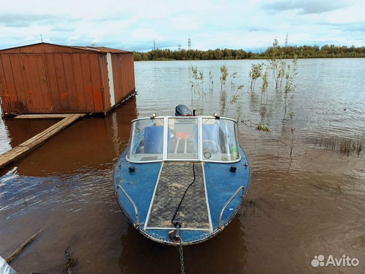 Лодка Днепр