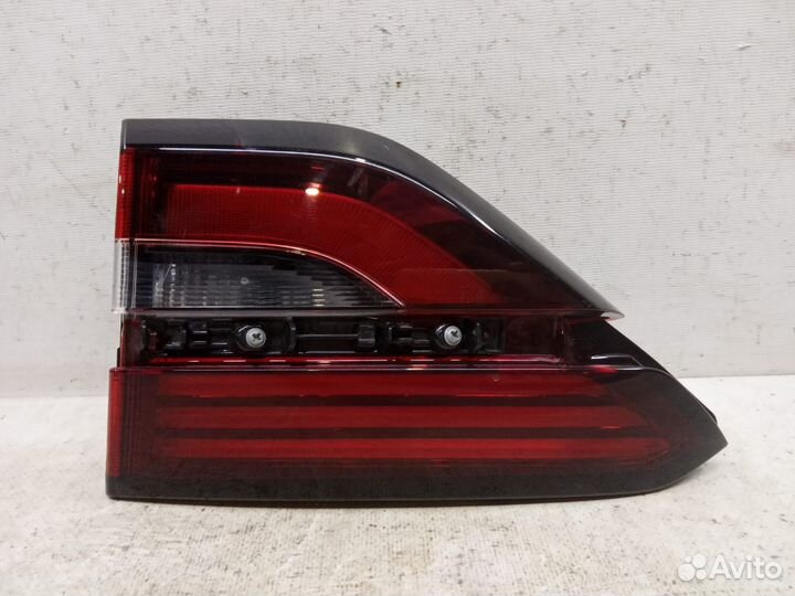 Фонарь внутренний правый Geely Coolray Sx11 2018