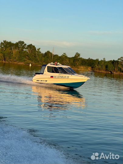 Катер лодка