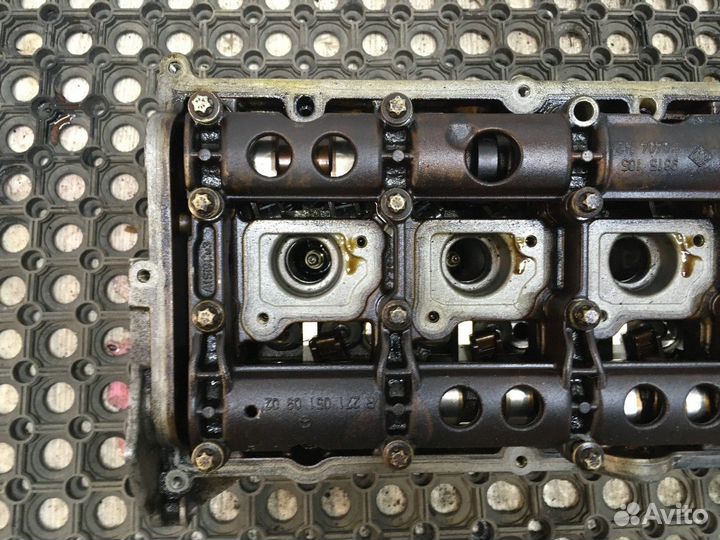 Головка блока цилиндров Mercedes-Benz E-class