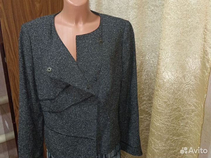 Костюм женский серый