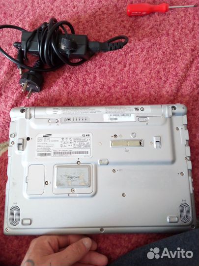 Ноутбук samsung NP-Q 40