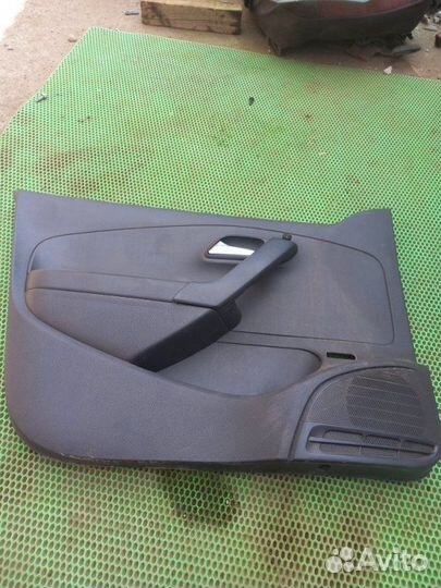 Обшивка карта двери передняя левая Volkswagen Polo