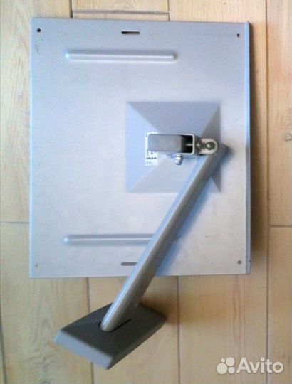 Кронштейн полка универсальный