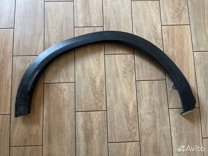 Накладка крыла задняя правая Citroen C5 Aircross 1