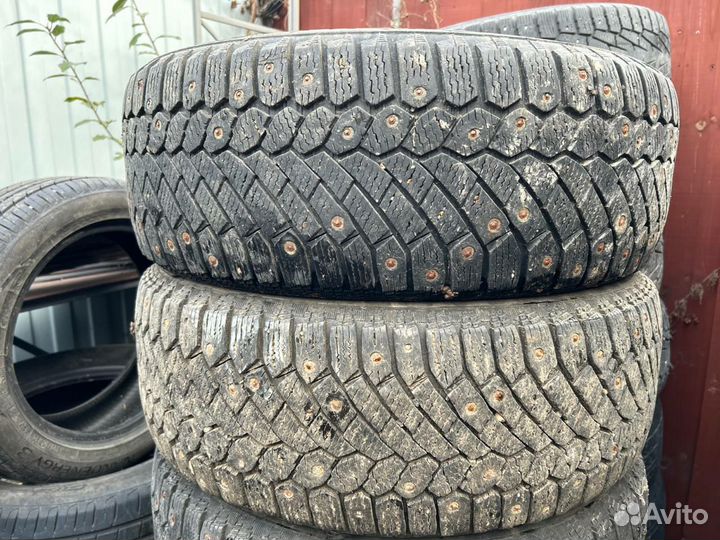 Continental ContiIceContact 215/55 R17 98T