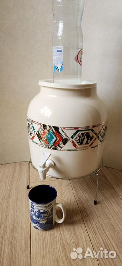 Диспенсер-водораздатчик настольный