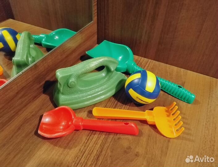 Детские игрушки пакетом. Утюжок СССР