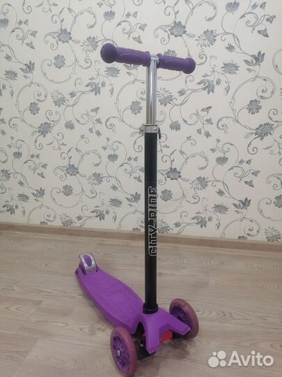 Самокат детский трехколесный