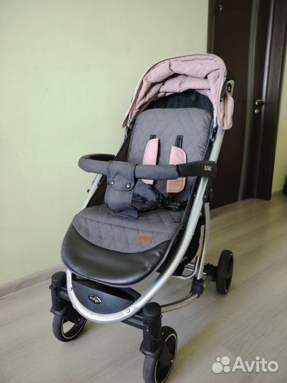 Прогулочная коляска