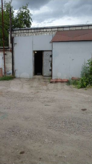 Гараж, > 30 м²
