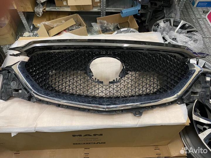 Решетка радиатора передняя Mazda Cx-5 KF 2017-Нв K