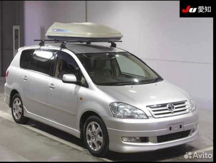Toyota Ipsum ACM26W 4wd 2003г, цвет 1С0, в разбор