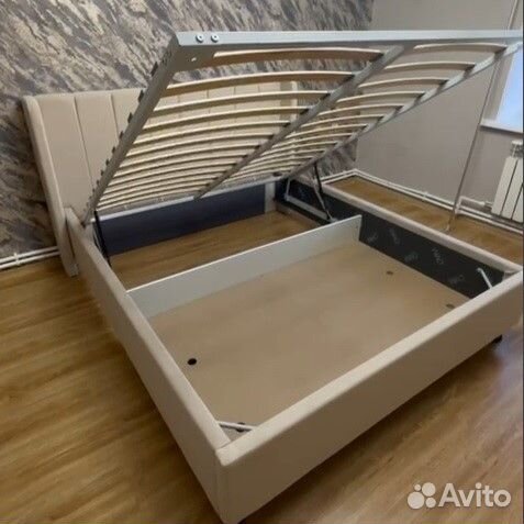 Кровать с подъемным механизмом новая