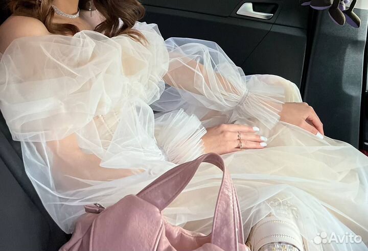 Вечернее платье