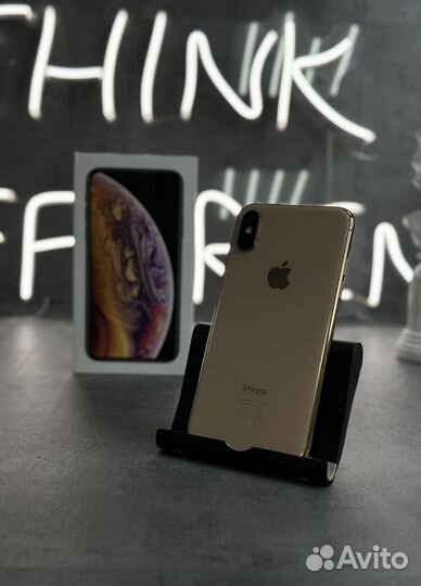 iPhone Xs, 64 ГБ