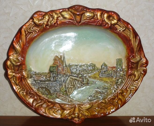 Два настенных панно-Барельефы