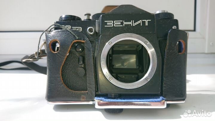 Плёночный Фотоаппарат зенит12сд без обьектива