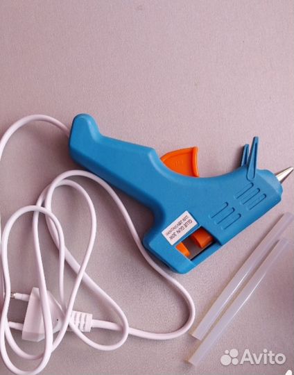 Клеевой пистолет deko со стержнями