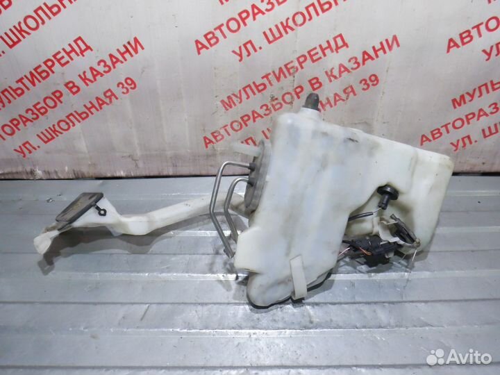 Бачок омывателя стеклоочистителя Мерседес W211