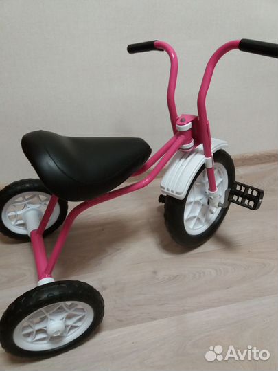 Трехколесный велосипед